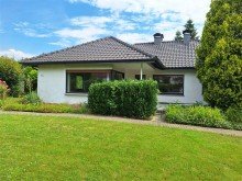 20240721_110654 Verkauft! Park�hnliches Grundst�ck mit gro�em Bungalow und Bauplatz-Provisionsfrei