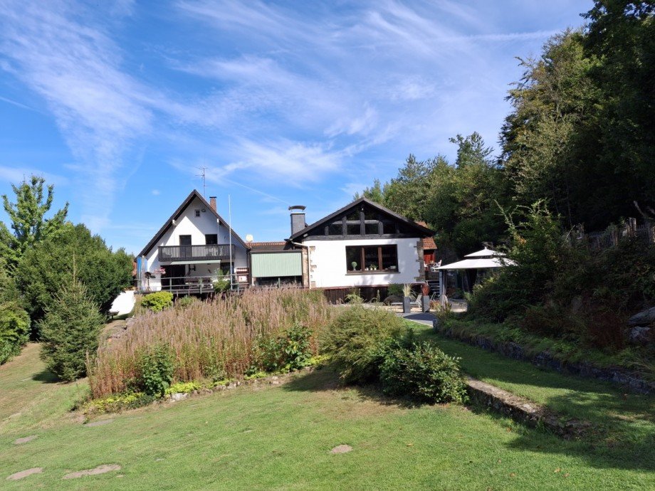 LE S�dansicht bei strahlend blauem Himmel (002) Einfamilienhaus Lemgo