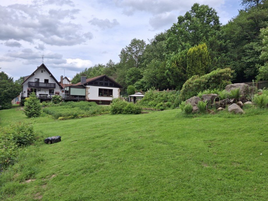 LE Gesamtansicht von S�den inkl. Garten (002) Einfamilienhaus Lemgo