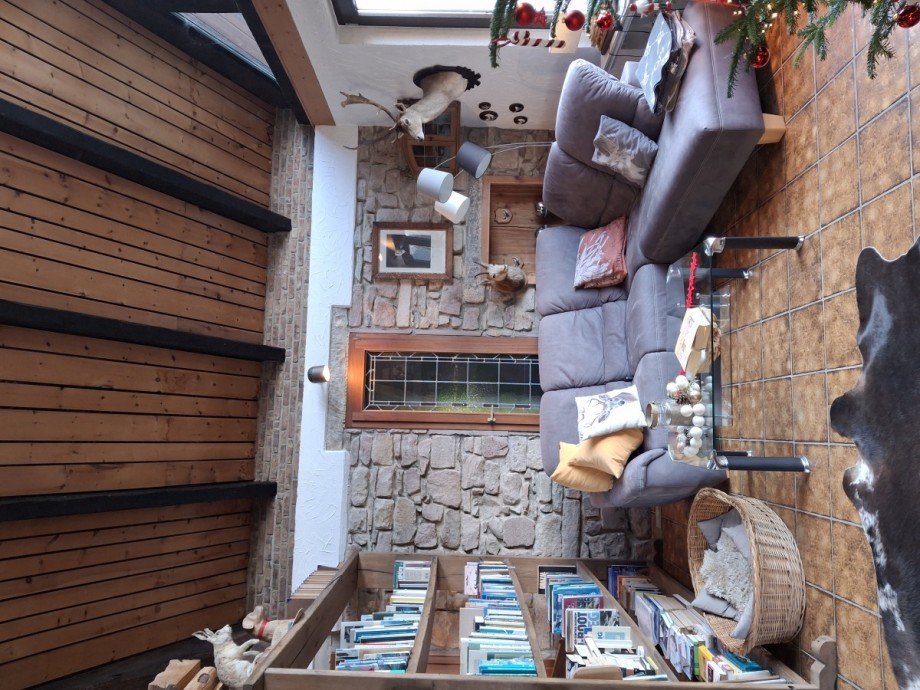 LE Wohnzimmersitzecke mit B�cherwand (002) Einfamilienhaus Lemgo